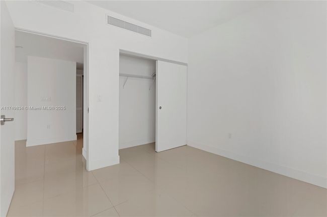 6A-S - 9940 W Bay Harbor Dr, Condo with 2 bedrooms, 2 bathrooms and null parking in Bay Harbor Islands FL | Image 11
