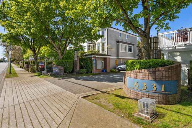 33 - 6331 No. 1 Road, Townhouse with 3 bedrooms, 2 bathrooms and 2 parking in Richmond BC | Image 2