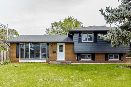 5154 New St, Burlington, ON, L7L1V4 | Card Image