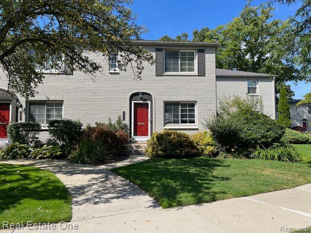 Graefield Ct, Birmingham, MI 48009