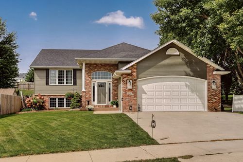 2502 Boulder Ridge Dr Nw, Rochester, MN, 55901-2220 | Card Image