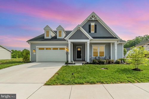 45 W Aster Way, GETTYSBURG, PA, 17325-6058 | Card Image
