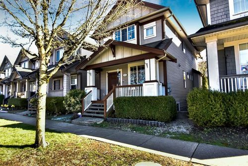 6914 190 St, Surrey, BC, V4N5P1 | Card Image