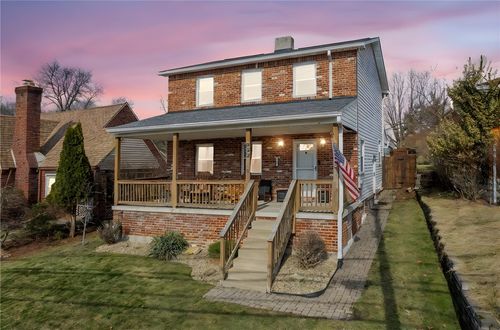 999 Forsythe Rd, Carnegie, PA, 15106-3072 | Card Image