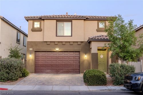5336 Mountain Garland Ln, North Las Vegas, NV, 89081-4034 | Card Image