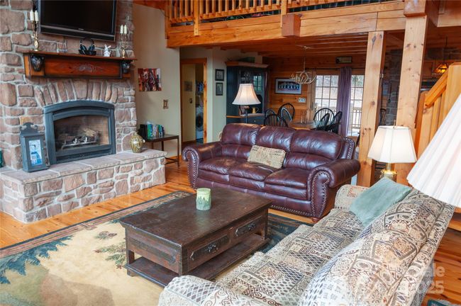 Gas Log Fireplace | Image 30