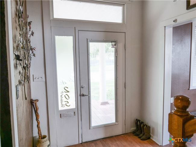 205 Hubbard Street, House other with 5 bedrooms, 3 bathrooms and null parking in Yoakum TX | Image 9