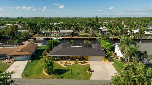 2205 Channel Way, NORTH FORT MYERS, FL, 33917-2515 | Card Image