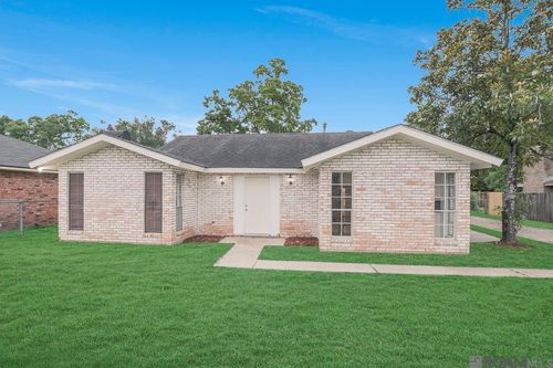 11994 Old Hammond Hwy, Baton Rouge, LA, 70816-8649 | Card Image