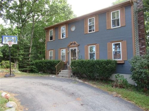 83 Locust Ave, North Providence, RI, 02911-1527 | Card Image