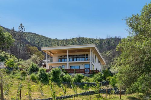 8349 W Dry Creek Road, Healdsburg, CA, 95448 | Card Image