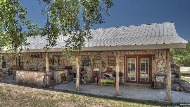 121 David Rankin Rd, House other with 3 bedrooms, 2 bathrooms and null parking in Leakey TX | Image 19