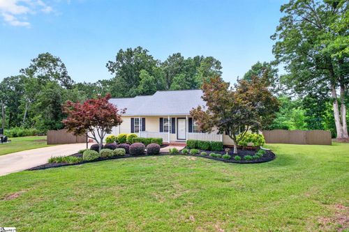 11 Julius Circle, Taylors, SC, 29687 | Card Image