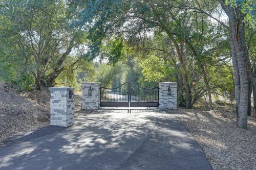 220 State Highway 16, Plymouth, CA, 95669 | Card Image