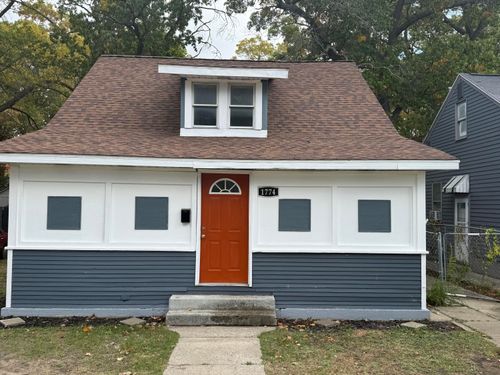 1774 Wood St, Muskegon, MI, 49442-5712 | Card Image