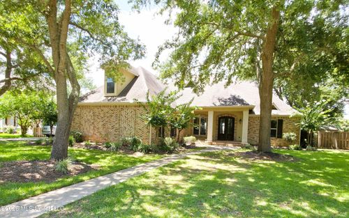 3024 Oakleigh Circle, Ocean Springs, MS, 39564 | Card Image