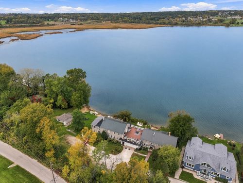 W4232 W End Rd, Lake Geneva, WI, 53147-3485 | Card Image