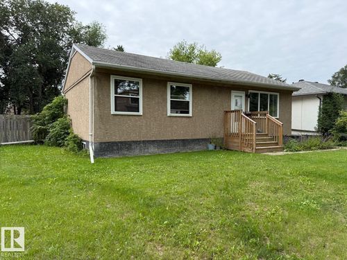7607 83 Ave Nw, Edmonton, AB, T6C1A2 | Card Image