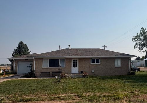 117 2nd Ave, Albin, WY, 82050-5001 | Card Image