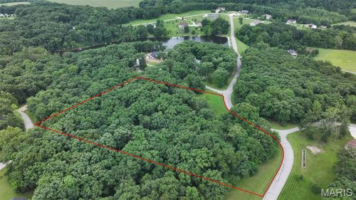 82 Parc Forest Trl, Hawk Point, MO, 63349-3221 | Card Image