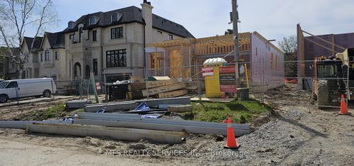 21 Long Hill Dr, Richmond Hill, ON, L4E3M5 | Card Image