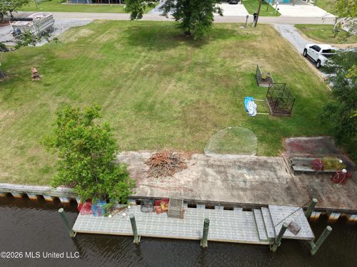 4107 Cardinal St, Bay Saint Louis, MS, 39520-7105 | Card Image