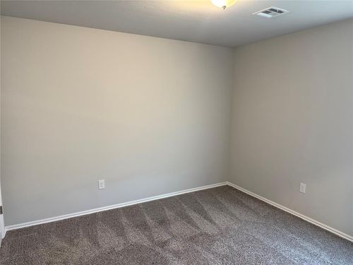 3724 Apple Villas Cir, Moore, OK, 73160-1015 | Card Image