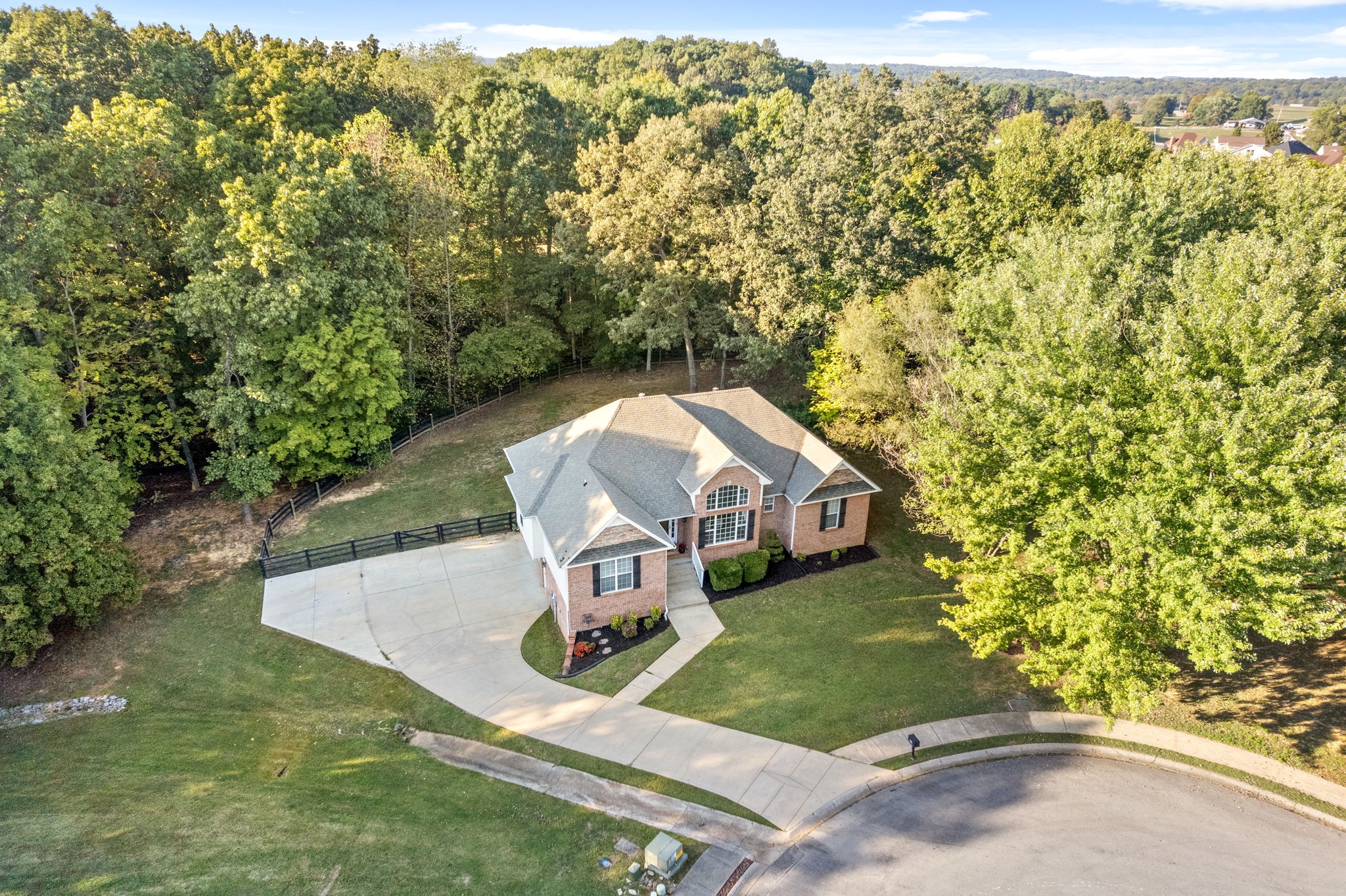 Brick Ct, Adams, TN 37010
