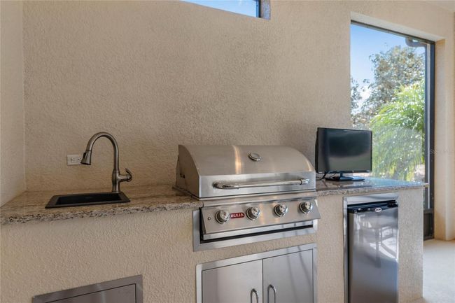 Outdoor Kitchen | Image 29