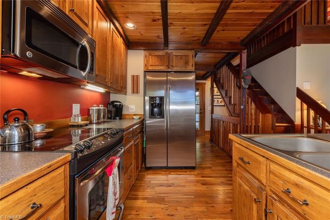 375 Carolina Rd, House other with 2 bedrooms, 2 bathrooms and null parking in Millers Creek NC | Image 9