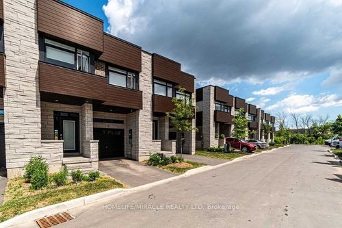 19-35 Midhurst Hts, Stoney Creek, ON, L8J0K9 | Card Image