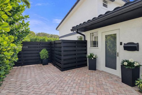 1844-1844 Ne 26th Ave, Fort Lauderdale, FL, 33305-3524 | Card Image