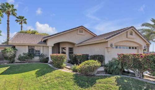 3905 W 18th St, Yuma, AZ, 85364-4932 | Card Image