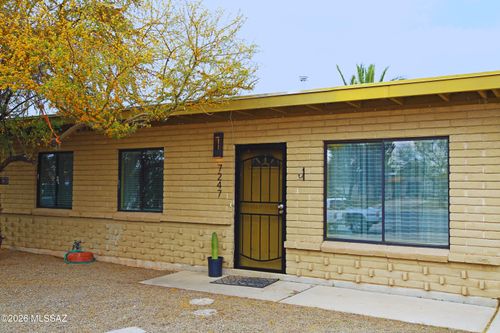 7247 E Bellingham Dr, Tucson, AZ, 85730-3343 | Card Image