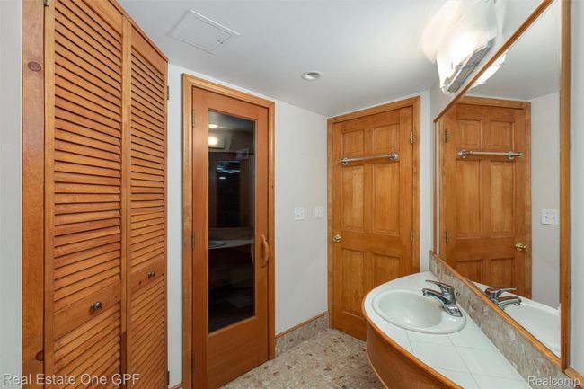 37-542 Cadieux Rd 025.jpg | Image 36