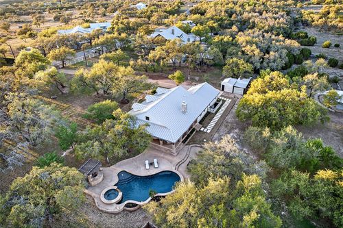 301 Medlin Creek Loop, Dripping Springs, TX, 78620-3156 | Card Image