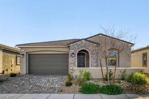 76 Tatahatso Point St, Henderson, NV, 89011-3802 | Card Image