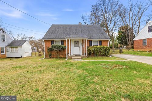 1105 Edmonston Dr, ROCKVILLE, MD, 20851-1613 | Card Image