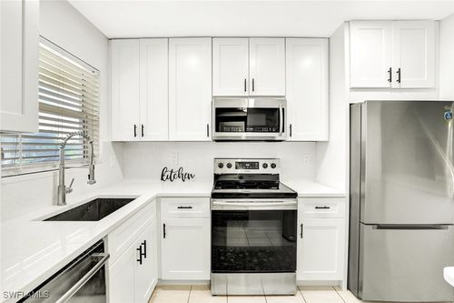 apt-312-499 Forest Lakes Blvd, NAPLES, FL, 34105-2394 | Card Image