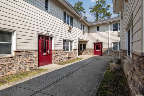 apt-a9-490 Main St, Farmingdale, NY, 11735-3513 | Card Image