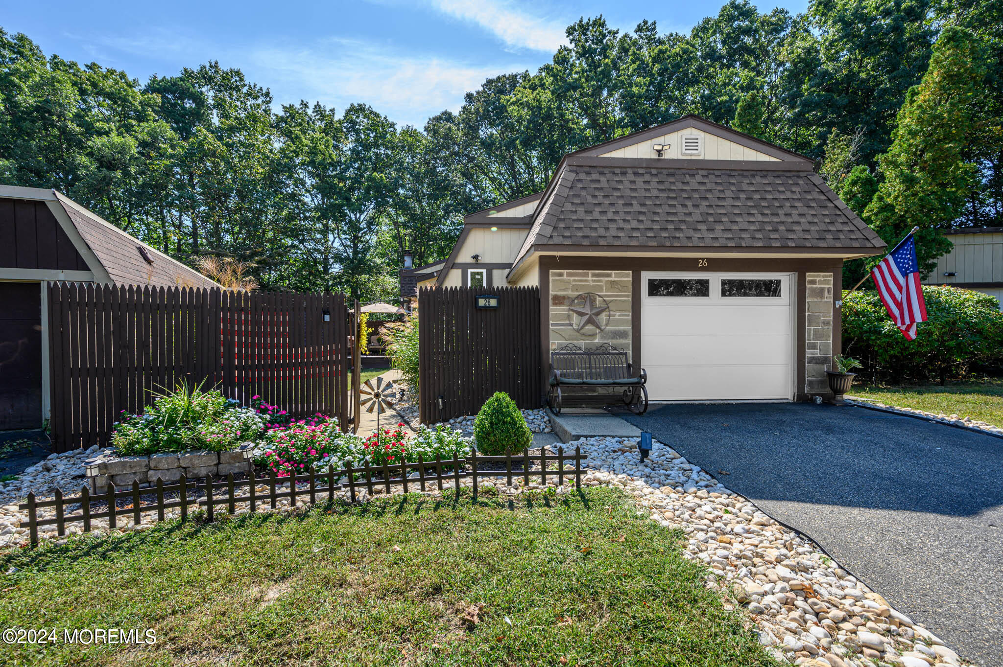Blue Jay Ct, Howell, NJ 07731