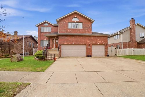 5733 W 97th Street, Oak Lawn, IL, 60453 | Card Image