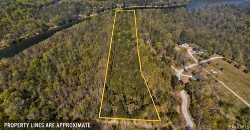 Land in Double Springs
