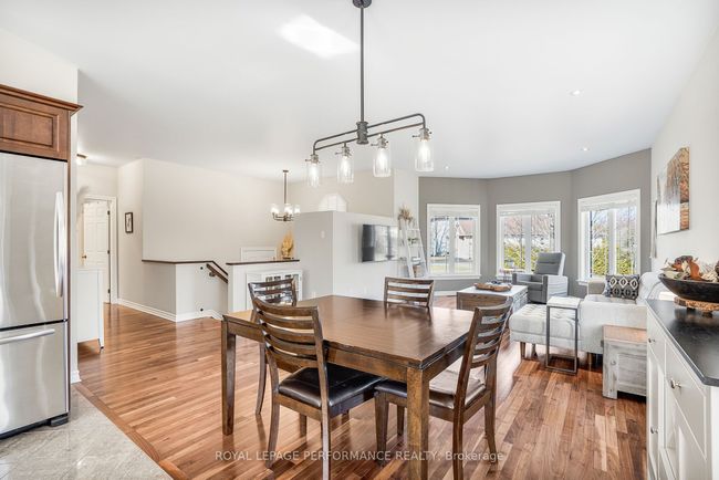 52 St Viateur Cres, House other with 4 bedrooms, 3 bathrooms and 4 parking in Limoges ON | Image 9