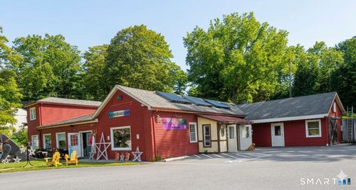 56 Middlesex Ave, Chester, CT, 06412-1347 | Card Image