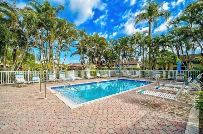 5511 - 5511 Ashton Way, Condo with 2 bedrooms, 2 bathrooms and null parking in SARASOTA FL | Image 19