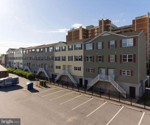 7-5237 Crowson Ave, BALTIMORE, MD, 21212-3854 | Card Image