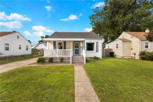 8 Rodgers Pl, Portsmouth, VA, 23702-3109 | Card Image