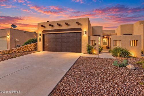 3260 Eagle Ridge Dr, Las Cruces, NM, 88012-7705 | Card Image