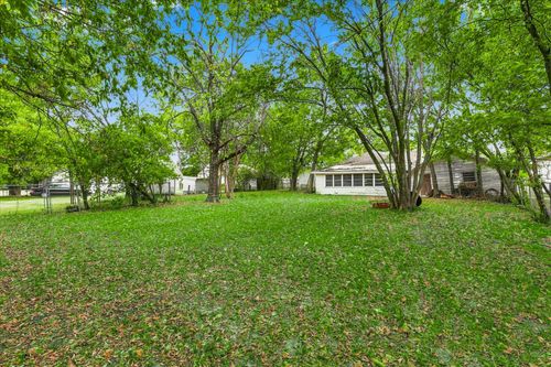 220 S 2nd St, Wills Point, TX, 75169-2621 | Card Image